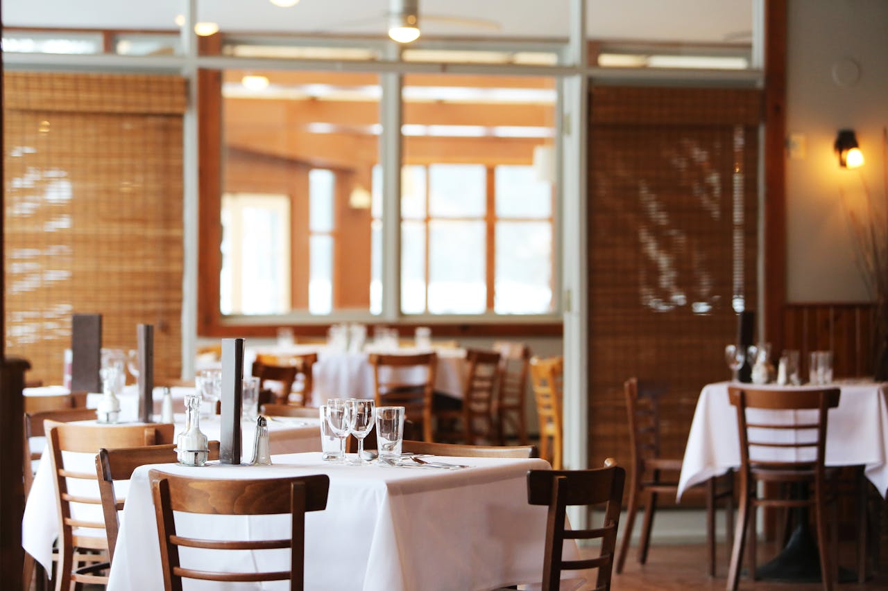 How Restaurants Can Stand Out in a Competitive Market