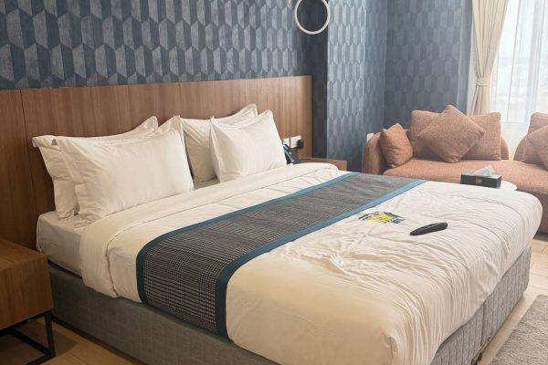 Yam Hotel